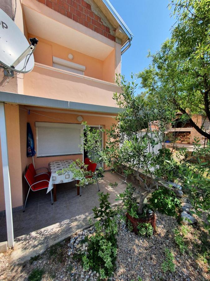Apartments Dario Rovanjska Esterno foto